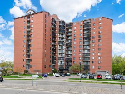 6500 Woodlake Dr APT 914