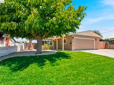 54 Lakeview Dr