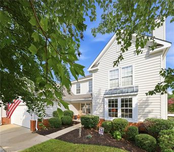 132 Waters Edge Dr