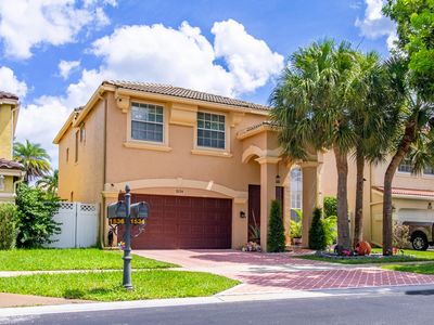1534 Running Oak Lane