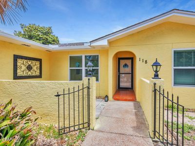 118 Lakeside Cir