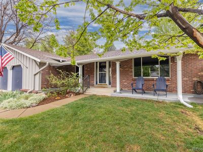 2622 S Brentwood Court