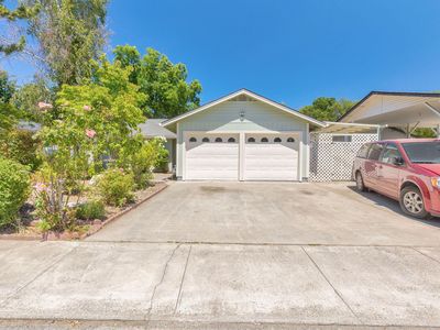 107 Walnut Dr