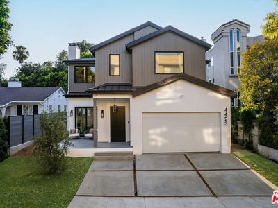 4423 Noble Ave