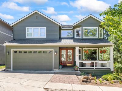 121 NW Outlook Vista Dr