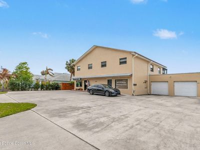 565 Jackson Ave