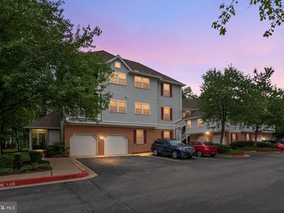 5824 Wyndham Cir Unit 102