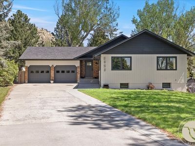 3023 Melrose Ln