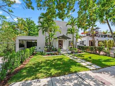 178 NE 45th St
