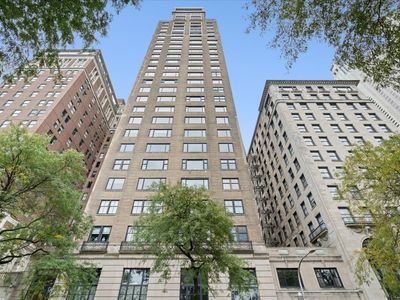 179 E Lake Shore Dr. #25W