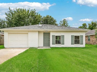 Property at 117 Dianne Dr, Saint Rose, LA
