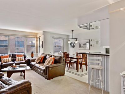 211 E 53rd St APT 7C