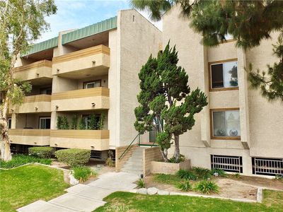 12121 Centralia St Unit 206