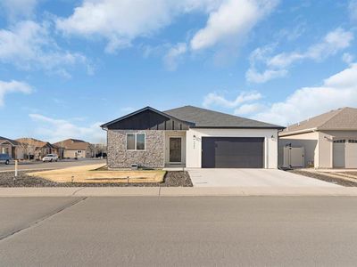 2305 Mountain Pines Dr