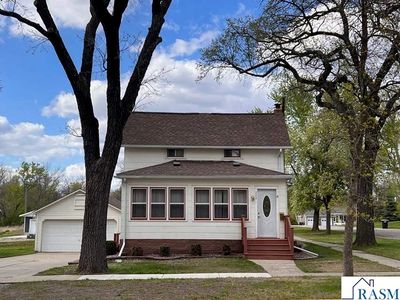Property at 202 W 1st St, Blue Earth, MN