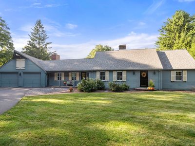 60 Plain Rd