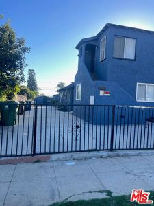 3538 Siskiyou St