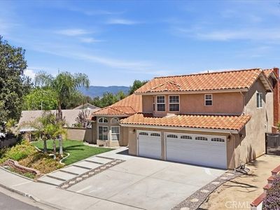 1417 Avenida Entrada