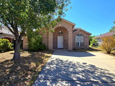 737 Royal Palm Dr