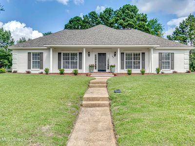 85 Eastgate Dr