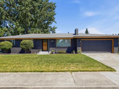 3722 W Lyons Ave