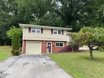 133 Sycamore Dr