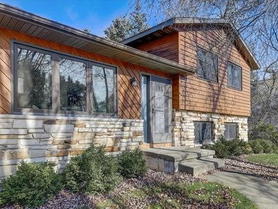 Property at 1110 Sunfield St, Sun Prairie, WI
