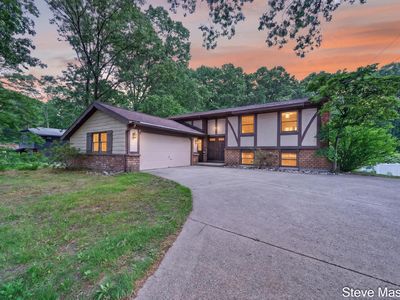 Property at 18746 N Fruitport Rd, Spring Lake, MI