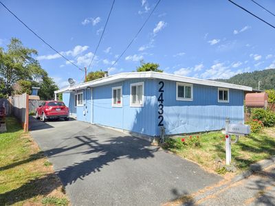 2432 Quinlan Ave