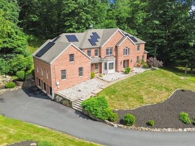 12 Angelo Dr