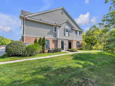2263 Pinecroft Dr