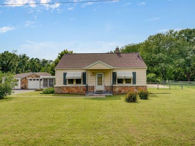 2715 N Oakland Avenue