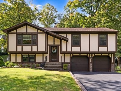 Property at 108 Valley View Trl, Sparta, NJ