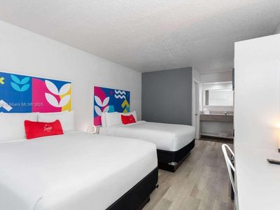 2930 Polynesian Isle Blvd #156