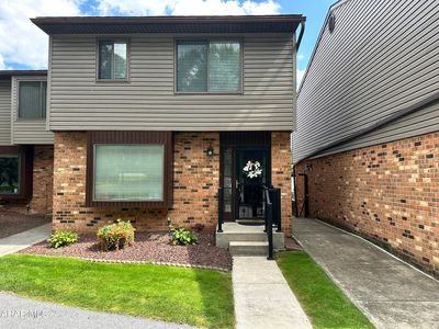 1122 Fairway Townhouse Ln