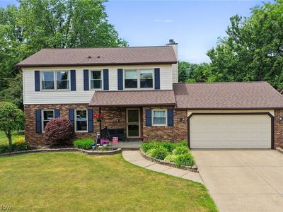 9569 Graystone Ln