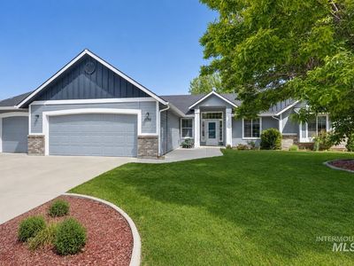 1120 E Fossilstone Ct