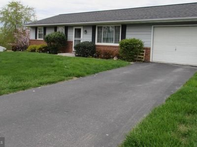 3157 Greenridge Dr