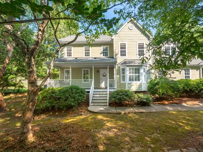 2032 Bayleaf Dr