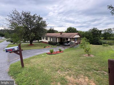 68 Sunset Dr