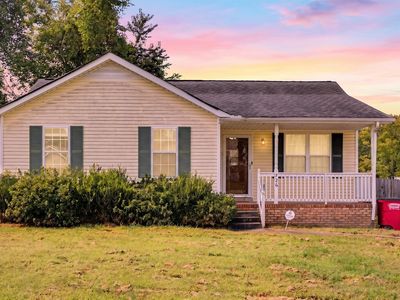 726 Donna Ct