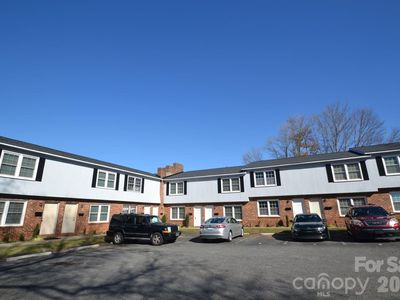 1422 Delane Ave APT 5