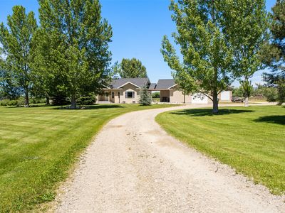 588 Willow Creek Rd