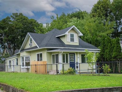 51 Schanck Ave