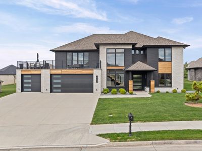 5947 Screaming Eagle Ln