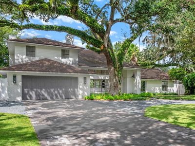 1885 Temple Dr