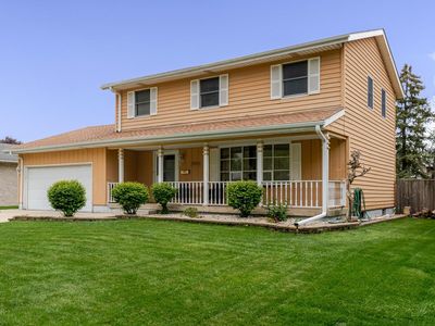 1839 Bluebird Ln