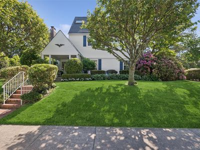 153 Roxbury Road