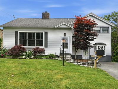281 N Kingsboro Avenue