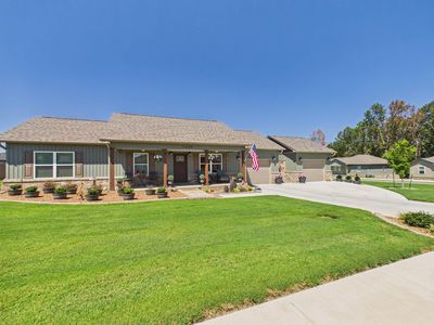 1404 Hobbs Ct